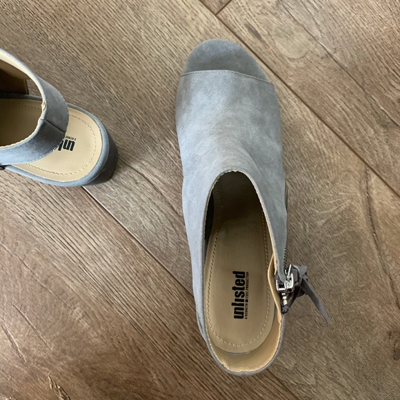 Women’s shoes - Picture 2 of 6